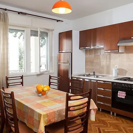 Apartment Lidija Podgora Room photo