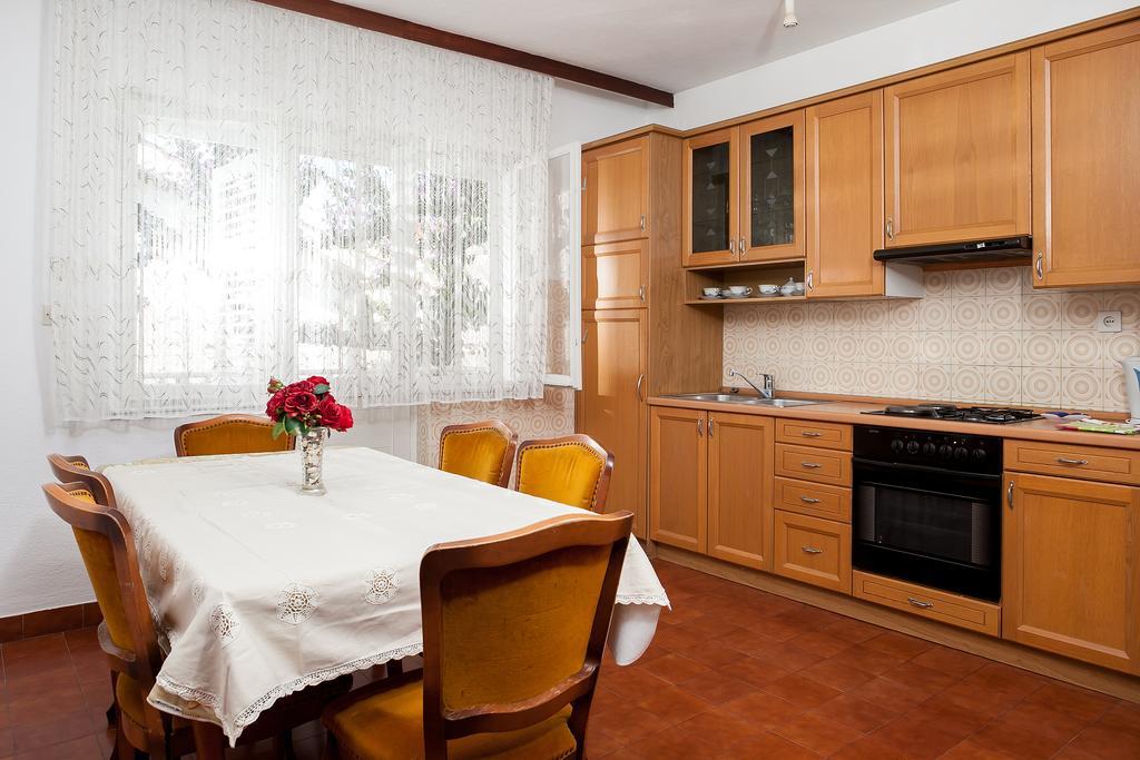 Lidija Apartment